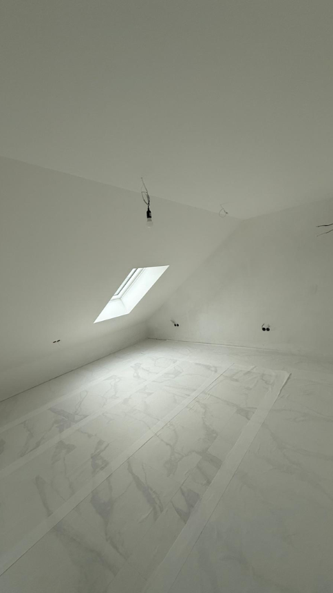 Innenausbau, Boden, Wand, Decke